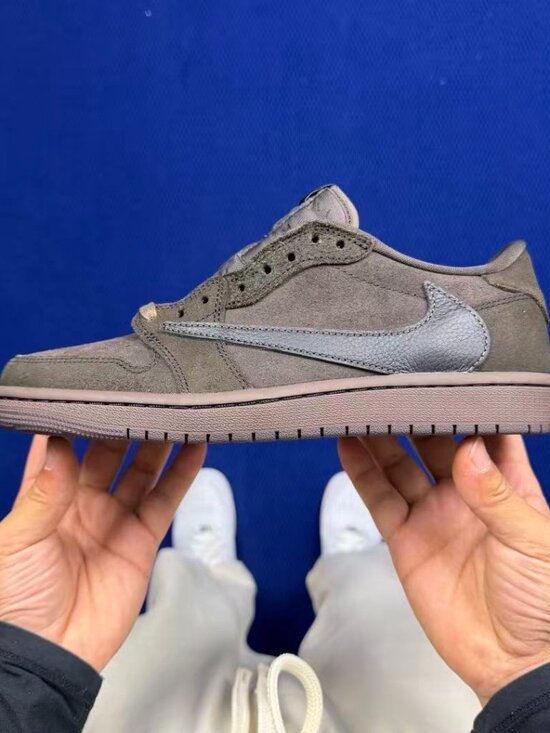 Air Jordan 1 Low OG\